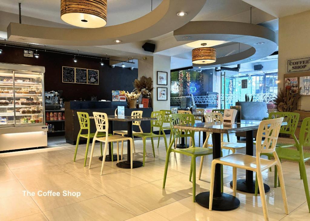 Citylight Hotel Багио Экстерьер фото